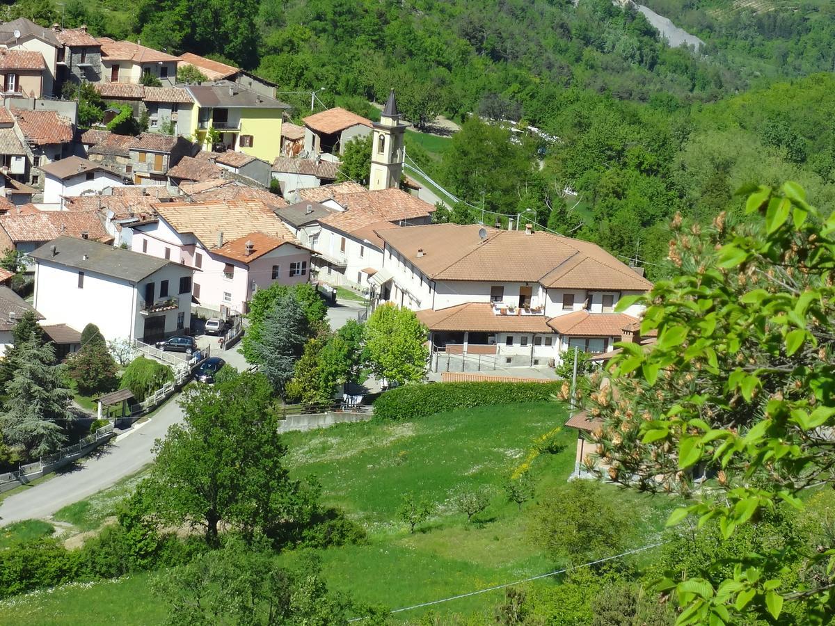 Ristorante Primula Bianca Varzi Bagian luar foto