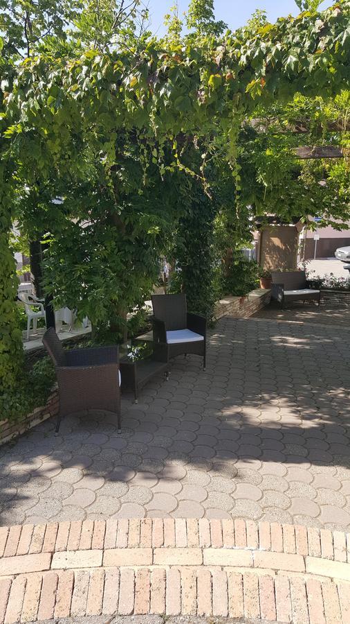 Ristorante Primula Bianca Varzi Bagian luar foto