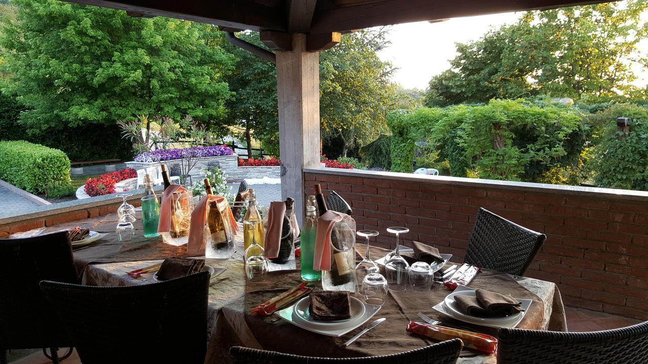 Ristorante Primula Bianca Varzi Bagian luar foto
